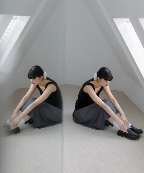 haek（ハク）の「velor tank top/ベロアタンク（タンクトップ・レディース・ブラウン/ブラック・FREE）」の3枚目の写真