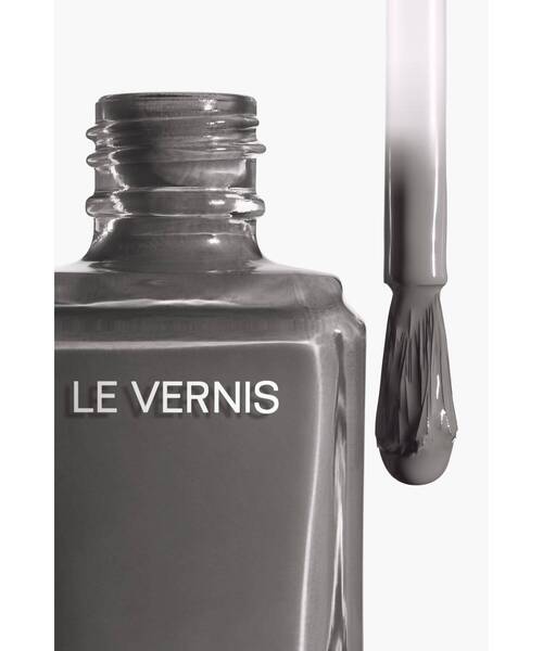 CHANEL（シャネル）の「ヴェルニ ネイル エナメル（マニキュア/ジェルネイル・レディース・377 モダニスト/387 パフォーマー/397 ルージュ ヌワール L・FREE）」の7枚目の写真