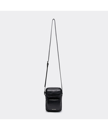 customellow（カスタムメロウ）の「Black Leather Mini Cross Bag CABAX25513BKX（メッセンジャーバッグ）」