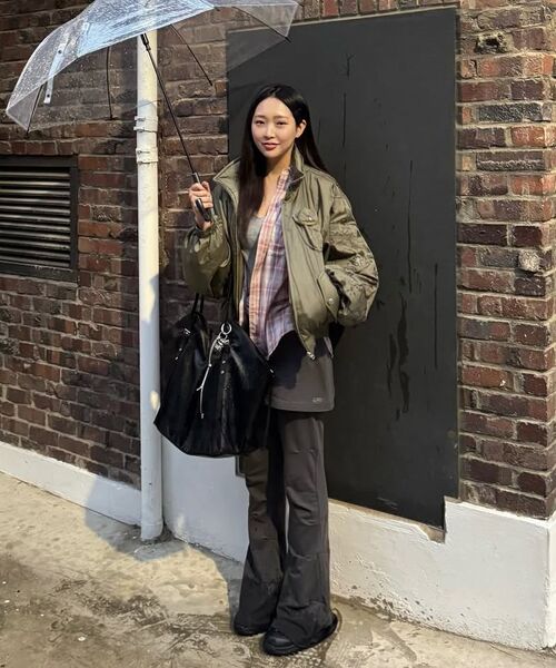 LMCの「WM SKIRT LAYRED SHIRRING SWEAT PANTS black（その他パンツ・レディース・その他・S/M）」の17枚目の写真