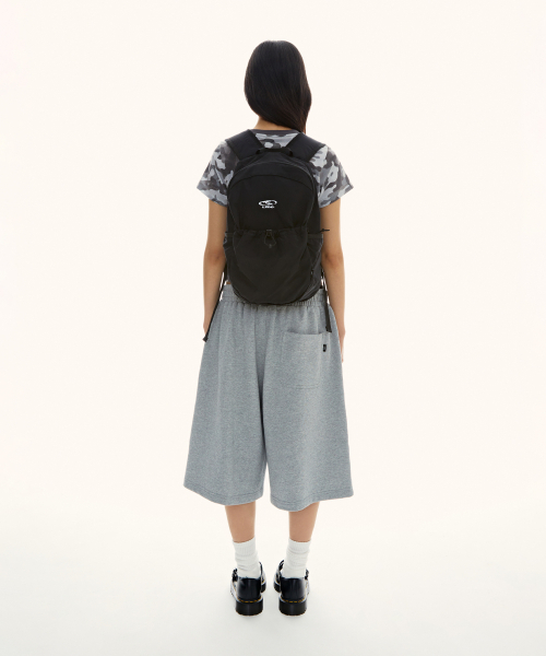 LMCの「OVAL GLOBE RETINA BACKPACK black(バックパック/リュック・レディース・その他・ONE SIZE)」の3枚目の写真