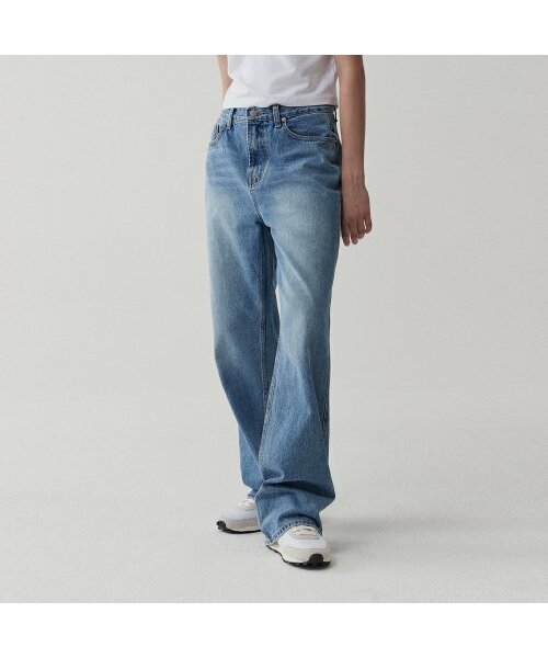 ODER(オディエール)の「ナチュラルデニムパンツ-ミディアムブルー(デニムパンツ・レディース・その他・S)」の1枚目の写真
