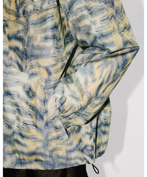 KENZO(ケンゾー)の「'KENZO Tiger' ショート ウインドブレーカー(ブルゾン・メンズ・イエロー系その他・MEDIUM/SMALL/LARGE)」の2枚目の写真