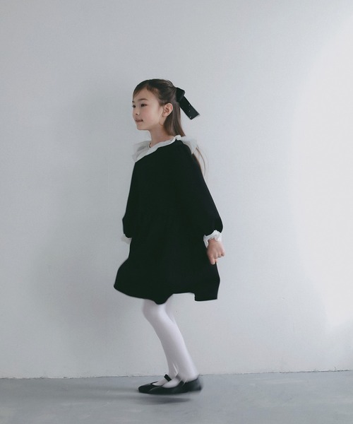 AJUGA.（アジュガ）の「シアーフリル キッズワンピース【セレモニー/オケージョン】（ワンピース・キッズ・ブラック/ネイビー・130/110/120）」の8枚目の写真