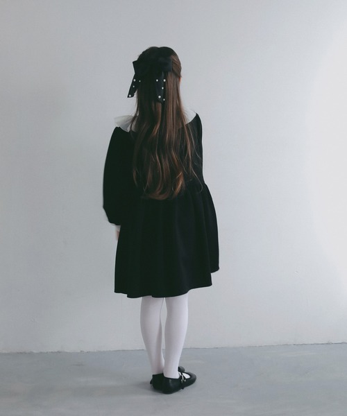 AJUGA.（アジュガ）の「シアーフリル キッズワンピース【セレモニー/オケージョン】（ワンピース・キッズ・ブラック/ネイビー・130/110/120）」の14枚目の写真