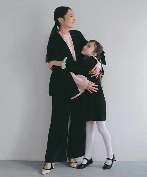 AJUGA.（アジュガ）の「シアーフリル キッズワンピース【セレモニー/オケージョン】（ワンピース・キッズ・ブラック/ネイビー・130/110/120）」の17枚目の写真