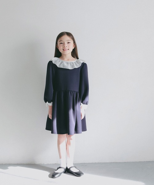 AJUGA.（アジュガ）の「シアーフリル キッズワンピース【セレモニー/オケージョン】（ワンピース・キッズ・ブラック/ネイビー・130/110/120）」の21枚目の写真