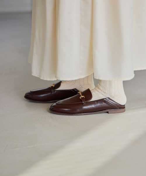 studio CLIP（スタディオクリップ）の「2WAYビットローファー（ローファー・レディース・ブラウン/ブラック・MEDIUM/LARGE）」の3枚目の写真