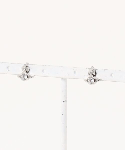 Vivienne Westwood(ヴィヴィアンウエストウッド)の「LONDON ORB EARRINGS(ピアス(両耳用)・レディース・シルバー/ピンクゴールド・FREE)」の1枚目の写真