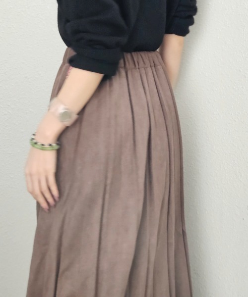 CRYSTAL BALL(クリスタルボール)の「スエードプリーツスカート(スカート・レディース・ブラウン/ブラック・FREE)」の8枚目の写真