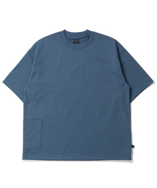 DAIWA PIER39(ダイワピア39)の「DAIWA PIER39 TECH SIDE POCKET S/S TEE ダイワ ピア39 Tシャツ(Tシャツ/カットソー・メンズ・ブルー/セージグリーン/ブラック/ホワイト/ダークブラウン・XL/L/M/S)」の5枚目の写真