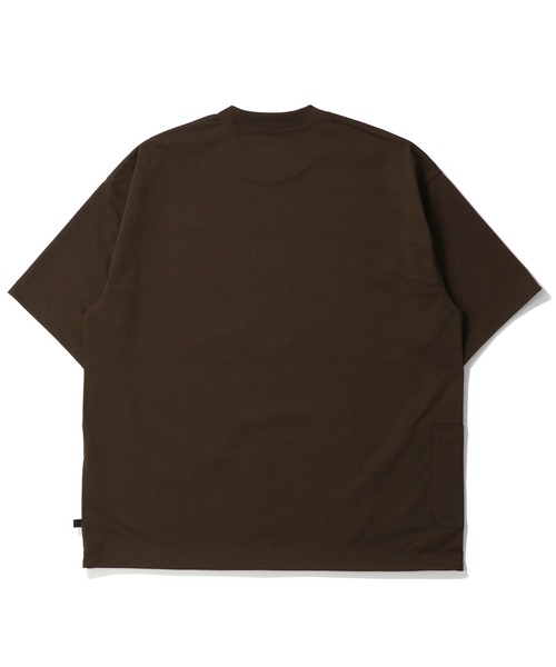 DAIWA PIER39(ダイワピア39)の「DAIWA PIER39 TECH SIDE POCKET S/S TEE ダイワ ピア39 Tシャツ(Tシャツ/カットソー・メンズ・ブルー/セージグリーン/ブラック/ホワイト/ダークブラウン・XL/L/M/S)」の9枚目の写真