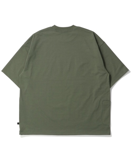 DAIWA PIER39(ダイワピア39)の「DAIWA PIER39 TECH SIDE POCKET S/S TEE ダイワ ピア39 Tシャツ(Tシャツ/カットソー・メンズ・ブルー/セージグリーン/ブラック/ホワイト/ダークブラウン・XL/L/M/S)」の12枚目の写真