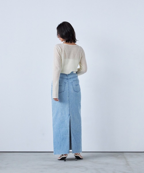 YANUK（ヤヌーク）の「タイトロングスカート（デニムスカート・レディース・ライトブルー・L/M/S）」の4枚目の写真