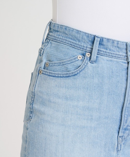 YANUK（ヤヌーク）の「タイトロングスカート（デニムスカート・レディース・ライトブルー・L/M/S）」の9枚目の写真