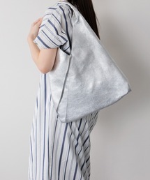 【ANDREA CARDONE】ソフトカーブ ワンハンドルバッグ(ワイド)(Q66310)