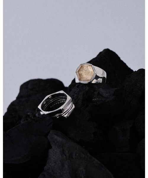 FORSOMEONE(フォーサムワン)の「FORSOMEONE W TM NUTS RING(リング・メンズ・シルバー・11/17)」の2枚目の写真