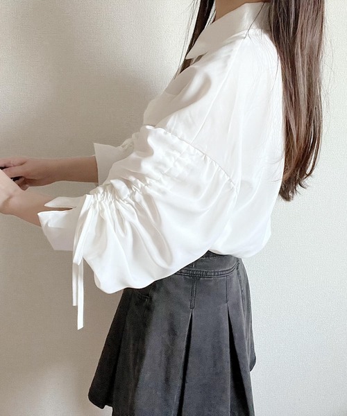 Nana(ナナ)の「ドロストスリーブシャツ(シャツ/ブラウス・レディース・ホワイト/ブルー・FREE)」の10枚目の写真