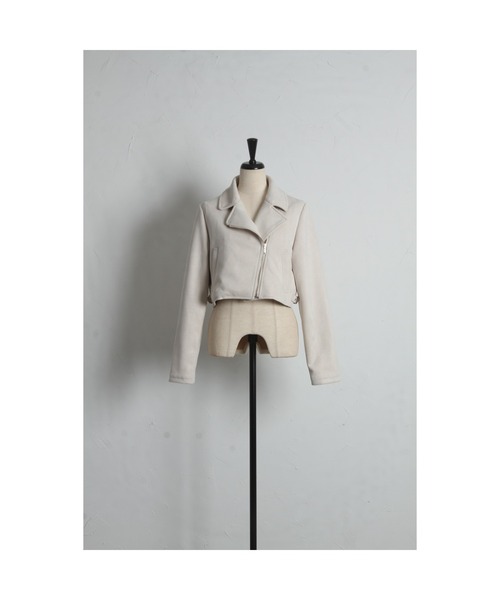 tocco closet（トッコ　クローゼット）の「スエードライダースジャケット（ライダースジャケット・レディース・アイボリー/グレイッシュベージュ/ピンクベージュ/ラベンダー・M）」の5枚目の写真