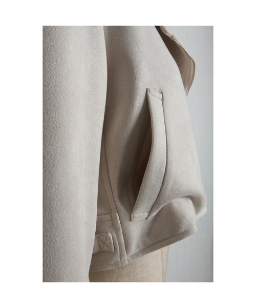 tocco closet（トッコ　クローゼット）の「スエードライダースジャケット（ライダースジャケット・レディース・アイボリー/グレイッシュベージュ/ピンクベージュ/ラベンダー・M）」の15枚目の写真