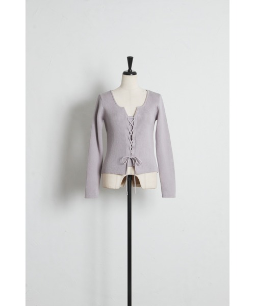 tocco closet(トッコ クローゼット)の「【ZOZO限定】フロントレースアップリブニットトップス(ニット/セーター・レディース・ラベンダー/ネイビー/ピンク/アイボリー・M)」の5枚目の写真