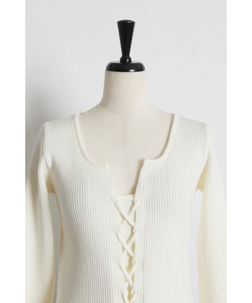 tocco closet(トッコ クローゼット)の「【ZOZO限定】フロントレースアップリブニットトップス(ニット/セーター・レディース・ラベンダー/ネイビー/ピンク/アイボリー・M)」の11枚目の写真