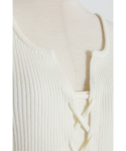 tocco closet(トッコ クローゼット)の「【ZOZO限定】フロントレースアップリブニットトップス(ニット/セーター・レディース・ラベンダー/ネイビー/ピンク/アイボリー・M)」の13枚目の写真