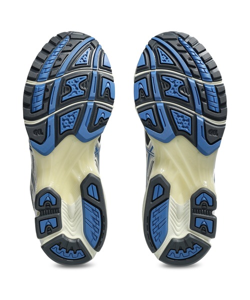 ASICS(アシックス)の「GEL-NIMBUS 10.1 / ゲルニンバス 10.1(スニーカー・メンズ・ホワイト×ブルー・27.5/26.5/23.5/27/29/28/24/29.5/28.5/23/24.5/25/25.5/26)」の3枚目の写真