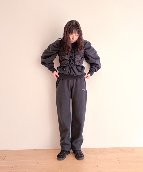 HOLIDAY（ホリデイ）の「ULTRA HEAVY SWEAT PANTS (Holiday) ウルトラヘビースウェットパンツ (ホリデイ)（スウェットパンツ・レディース・ダークネイビー/ブラック・1/0）」の16枚目の写真