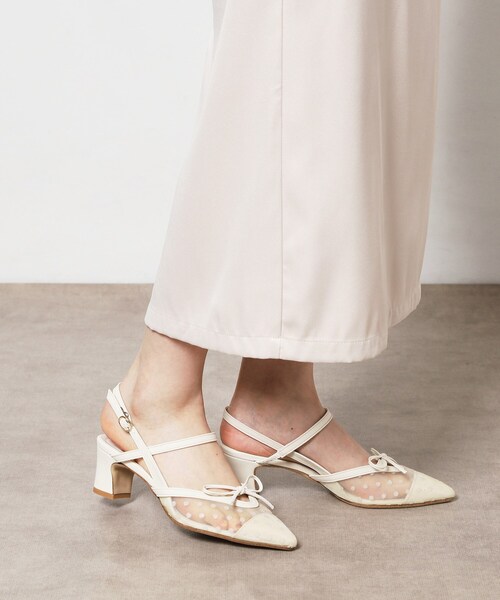 ESPERANZA(エスペランサ)の「チュールリボンバックストラップパンプス(パンプス・レディース・アイボリー系8/ブラック系8/クリア・LL/L/M/S)」の7枚目の写真