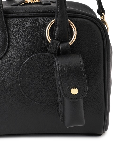 SALON adam et rope'（サロン アダム エ ロペ）の「【W S（ドゥーブル）】チャーム付きナチュラルレザー2WAYキューブバッグ（ショルダーバッグ・レディース・ブラック/ベージュ・FREE）」の17枚目の写真