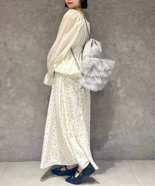 Maison de FLEUR(メゾンドフルール)の「チュールフリルナップサック(バックパック/リュック・レディース・グレー/ブラック・FREE)」の19枚目の写真