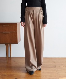 My shawty（マイシャウティー）の「tuck wide straight pants（スラックス）」