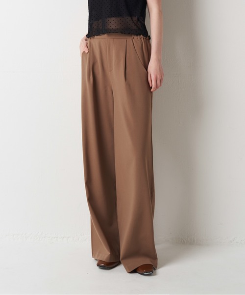 My shawty(マイシャウティー)の「tuck wide straight pants(スラックス・レディース・ブラック/グレー/ダークベージュ・FREE)」の1枚目の写真