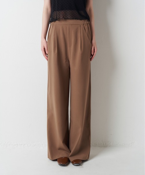 My shawty(マイシャウティー)の「tuck wide straight pants(スラックス・レディース・ブラック/グレー/ダークベージュ・FREE)」の17枚目の写真
