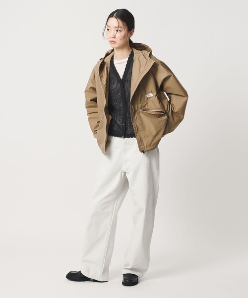 THE NORTH FACE（ザノースフェイス）の「＜THE NORTH FACE＞ショート コンパクト ジャケット（ナイロンジャケット・レディース・ベージュ/ピンク/ブラック/オフホワイト・L/XL）」の17枚目の写真