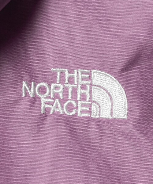 THE NORTH FACE（ザノースフェイス）の「＜THE NORTH FACE＞ショート コンパクト ジャケット（ナイロンジャケット・レディース・ベージュ/ピンク/ブラック/オフホワイト・L/XL）」の16枚目の写真