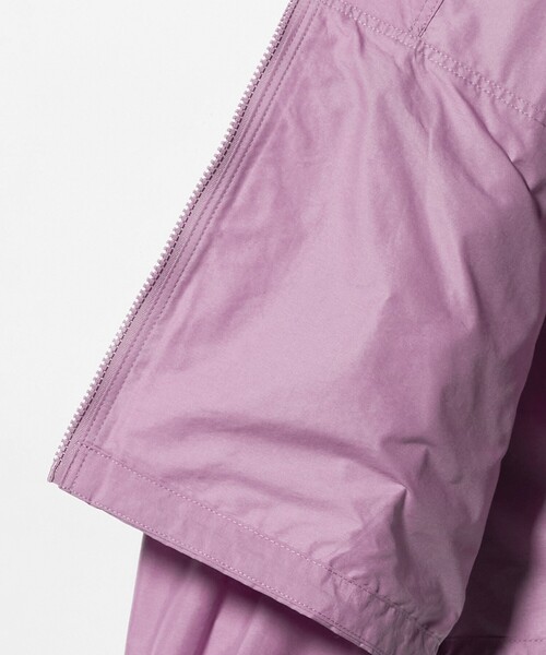 THE NORTH FACE（ザノースフェイス）の「＜THE NORTH FACE＞ショート コンパクト ジャケット（ナイロンジャケット・レディース・ベージュ/ピンク/ブラック/オフホワイト・L/XL）」の19枚目の写真