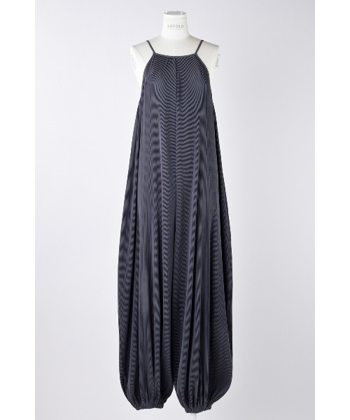 ENFOLD（エンフォルド）の「PLEATS ALLINONE（ワンピース・レディース・ブラック/ダークグレー・38）」の2枚目の写真