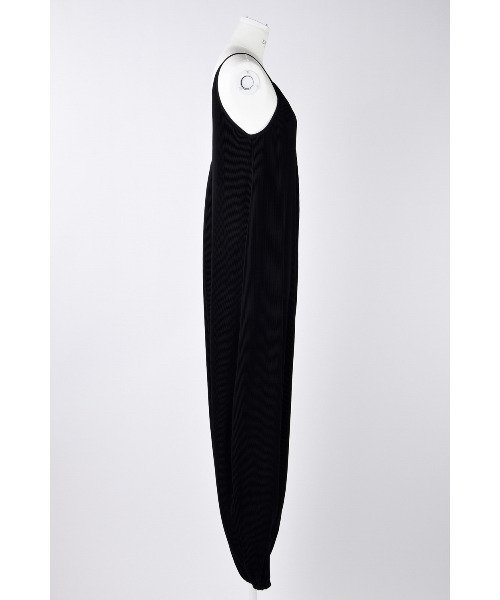 ENFOLD（エンフォルド）の「PLEATS ALLINONE（ワンピース・レディース・ブラック/ダークグレー・38）」の5枚目の写真