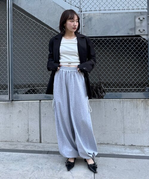 mline（エムライン）の「[mline]サイドレースアップスウェット（その他パンツ・レディース・チャコールグレー/グレー・2/1）」の7枚目の写真