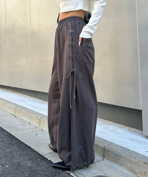 mline（エムライン）の「[mline]サイドレースアップスウェット（その他パンツ・レディース・チャコールグレー/グレー・2/1）」の17枚目の写真