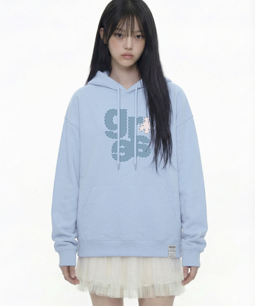 GRAVER（グレーバー）の「[ユニセックス]GRAE-S フードパーカー _SKY BLUE（パーカー・レディース・スカイブルー・SMALL/MEDIUM/LARGE）」の2枚目の写真