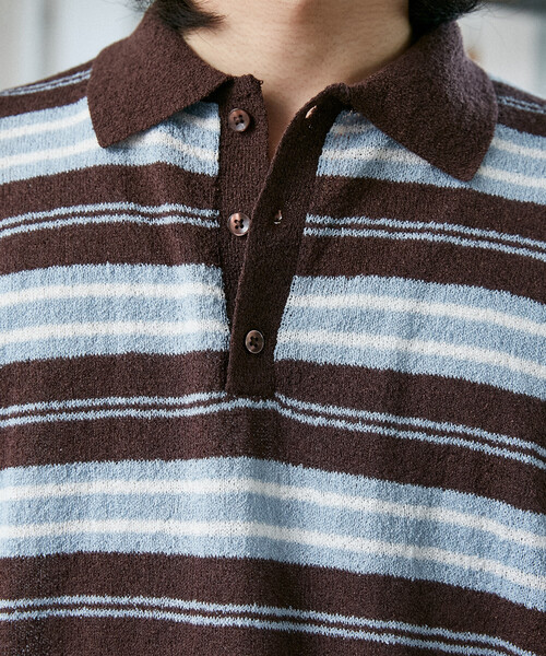 PUBLUX（パブリュクス）の「PUBLUX/パブリュクス LOVE POP STUDIO　ボーダー ニット ポロシャツ　限定展開（ポロシャツ・メンズ・ブラウン/ネイビー・LARGE/MEDIUM/SMALL）」の11枚目の写真