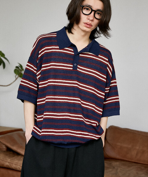PUBLUX（パブリュクス）の「PUBLUX/パブリュクス LOVE POP STUDIO　ボーダー ニット ポロシャツ　限定展開（ポロシャツ・メンズ・ブラウン/ネイビー・LARGE/MEDIUM/SMALL）」の12枚目の写真