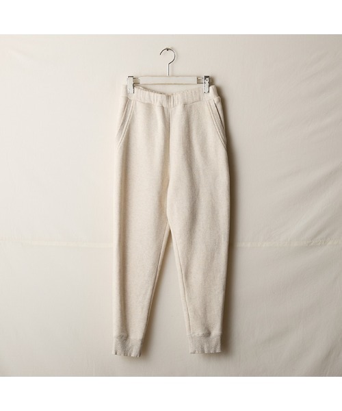 suzuki takayuki（スズキタカユキ）の「sweat pants / tapered（スウェットパンツ・レディース・アイボリー/グレー・01/02/00）」の2枚目の写真