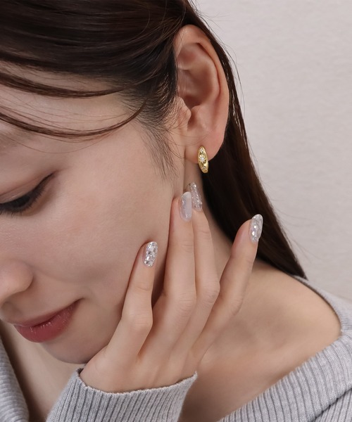 blackdia ocean(ブラックダイヤオーシャン)の「blackdia ocean ジルコニアスターフープピアス(ピアス(両耳用)・レディース・ピンクゴールド/ゴールド/シルバー・FREE)」の6枚目の写真