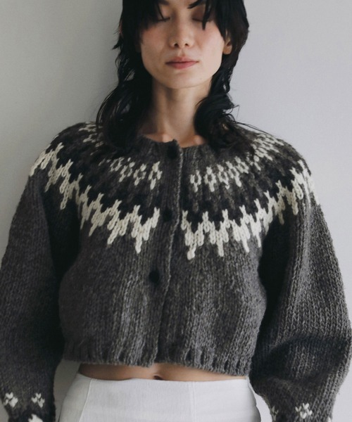 anuke(アンヌーク)の「Nordic Handknit Cardigan(ニット/セーター・レディース・ブラウン・FREE)」の1枚目の写真