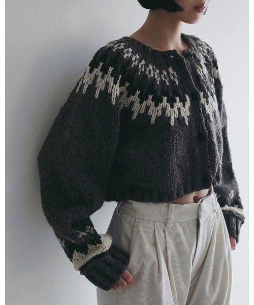 anuke(アンヌーク)の「Nordic Handknit Cardigan(ニット/セーター・レディース・ブラウン・FREE)」の5枚目の写真