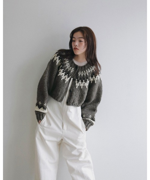 anuke(アンヌーク)の「Nordic Handknit Cardigan(ニット/セーター・レディース・ブラウン・FREE)」の9枚目の写真